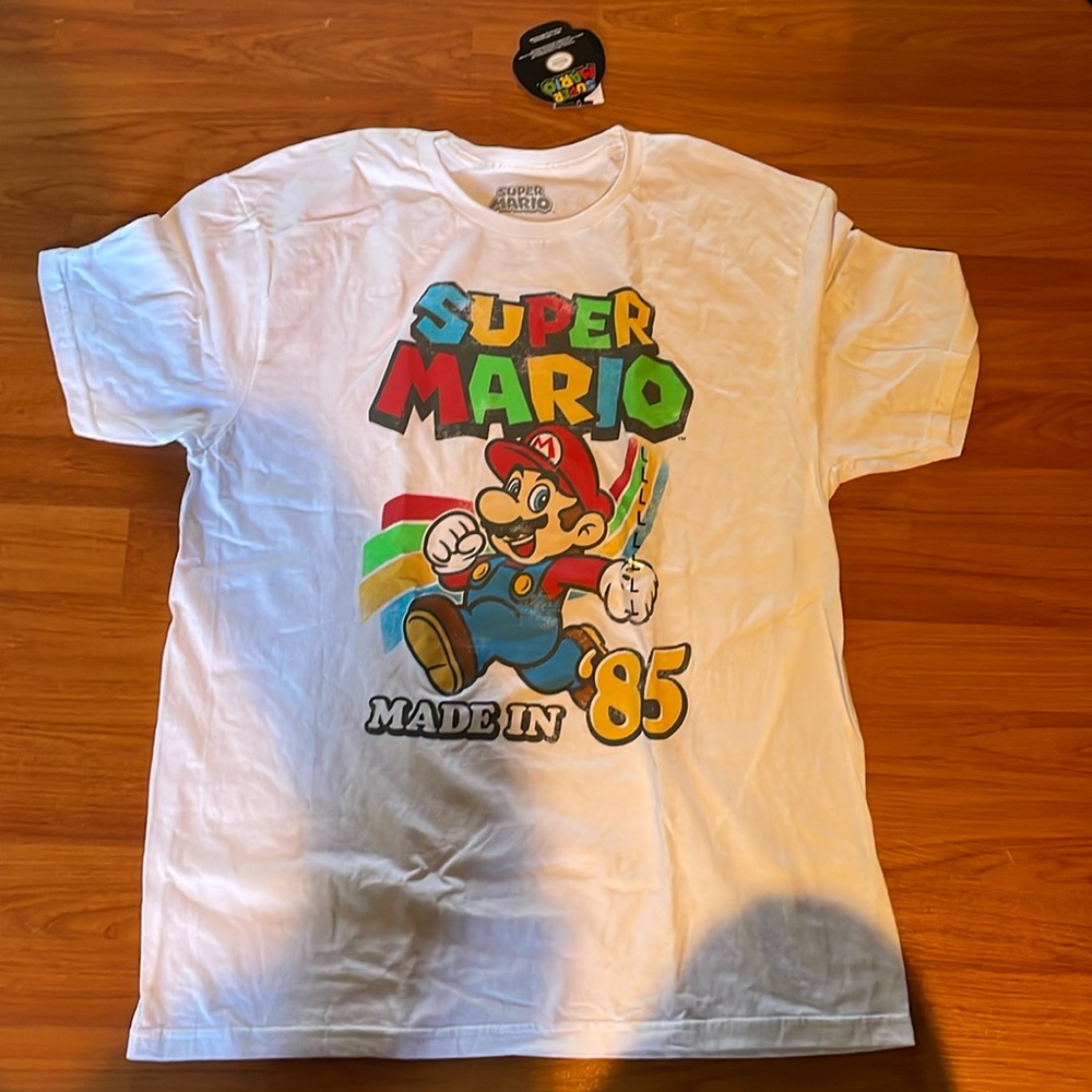 Super Mario Shirt, Large